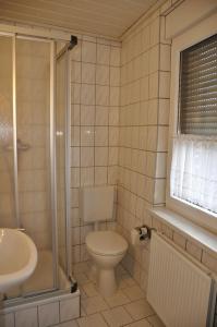 A bathroom at Hotel Berggarten