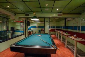 Biliár nebo kulečník v ubytování Hotel Summersands Al Wadi Al kabir + 16 fotografií