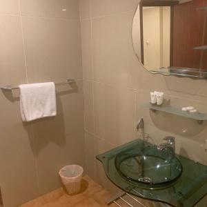 Terrace Furnished Apartments- Hawally 1 tesisinde bir banyo