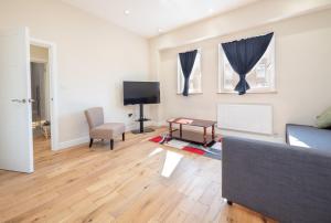 easyStay Slough Central Apartment