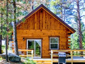 Foto dalla galleria di Freedom Ridge Cabins a Hill City