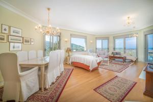 Ένα ή περισσότερα κρεβάτια σε δωμάτιο στο Skyfall Villa +66 φωτογραφίες