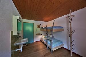 Cama o camas de una habitación en Aktivhostel HängeMatt