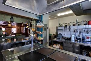 Una cocina o zona de cocina en Aktivhostel HängeMatt