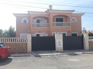 The building in which the holiday home is located