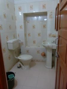 Kupatilo u objektu Gajanand Guest House