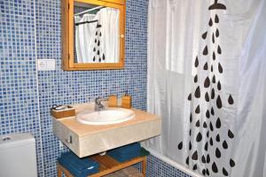 Koupelna v ubytování Casa Lucía + 20 fotografií