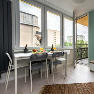 Balkón alebo terasa v ubytovaní Warsaw Concierge Silver Apartment