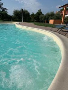 Bazén v ubytování Villa Giuseppe Bernabei Guest House nebo v jeho okolí