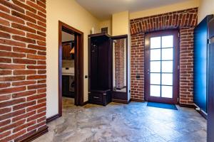 Ένα μπάνιο στο Apartamente Lux Unirii +56 φωτογραφίες