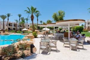Bazén v ubytování Amphoras Beach - Ultra All Inclusive nebo v jeho okolí