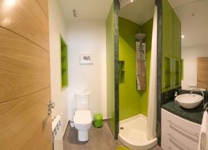 A bathroom at Apartamento Rosaleda