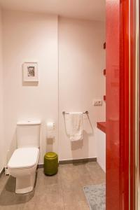 A bathroom at Apartamento Rosaleda