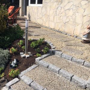 Giardino di Ferienwohnung Drachennest mit Sonnenterrasse