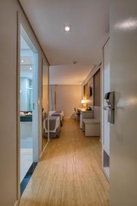 Cama ou camas em um quarto em Viale Tower Hotel
