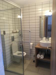 A bathroom at Sipos Borház és Vendégház