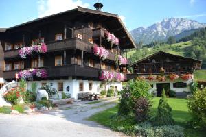 Nespecifikovaný výhled na hory nebo výhled na hory při pohledu z apartmánu