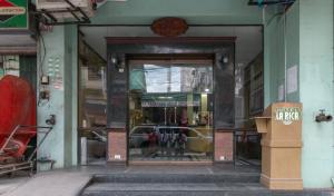 Exteriér nebo vchod ubytování RedDoorz @ Downtown Tacloban