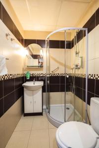 Koupelna v ubytování Interhotel Bohemia