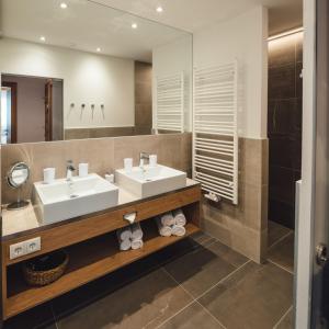 Koupelna v ubytování Hotel Post
