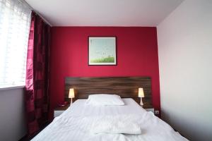 Postel nebo postele na pokoji v ubytování Interhotel Bohemia
