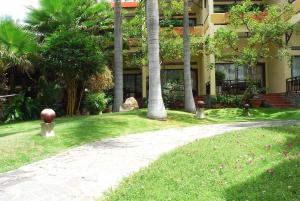 Zahrada ubytování TIEN DAT MUI NE Resort & Spa