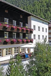 Budova, v ktorej sa hotel nachádza