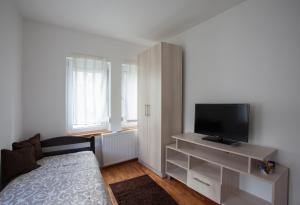 TV a/nebo společenská místnost v ubytování Guesthouse Rota