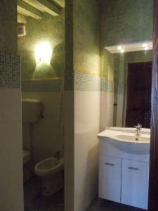 Een badkamer bij La Casa Dei Colori