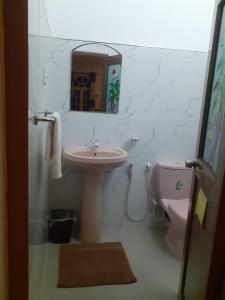 Kylpyhuone majoituspaikassa Ann Villa Negombo