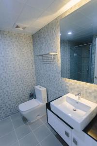 Koupelna v ubytování CA&SA Serviced Apartment