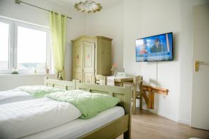 Postel nebo postele na pokoji v ubytování Allmanns-Kroog + 37 fotografií