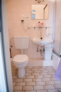 Ένα μπάνιο στο Allmanns-Kroog