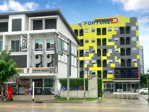 Gallery image of Fortune D Hotel Maesot in Mae Sot