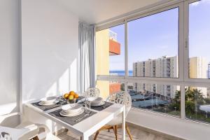 Apartamento Frente al Mar Avenida Alay, Benalmádena – Updated ...