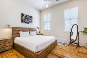 Gallery image of 3BR Cottage on Carondelet by Hosteeva in New Orleans