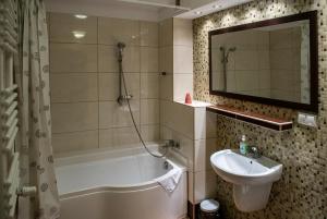Imagen de la galería de Hotel Hensch, en Łódź 9 fotos más