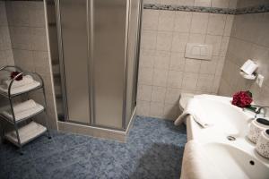 A bathroom at Appartements Spitaler