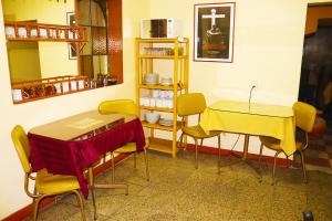 Restoran või mõni muu söögikoht majutusasutuses Pacha Suite