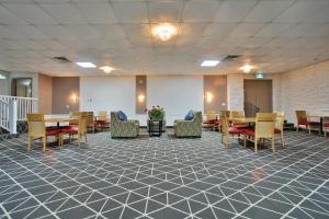 King Hotel的休息区