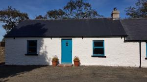 Gallery image of Cosy Cottage on the Causeway coast and Glens in Ballycastle