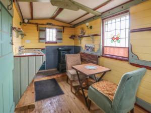 Gallery image of Wayside Cottage in York