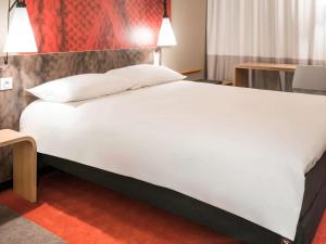 Hôtel ibis Saint Étienne - La Terrasse