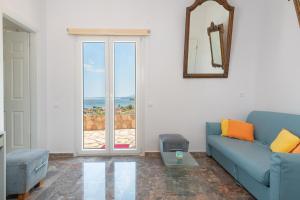 Prostor za sedenje u objektu Belvedere ,Pyrgi,Corfu ,stunning Ipsos bay view