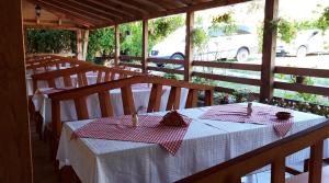 Εστιατόριο ή άλλο μέρος για φαγητό στο Domaćinstvo Bakić