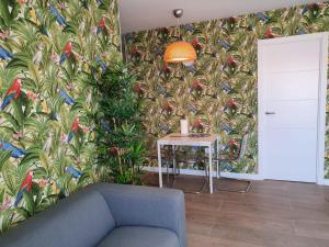 Posezení v ubytování JUST To SLEEP 2 BEDROOMS APARTMENTS
