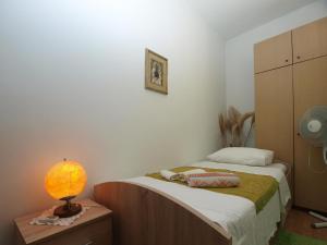 Łóżko lub łóżka w pokoju w obiekcie Apartment Vodnjan 1123