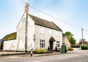 Gallery image of The Half Moon Inn and Country lodge in Yeovil
