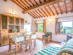 Posezení v ubytování Apartment Montereggi-4 by Interhome