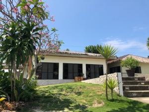 Casa de Moalboal外面的花园